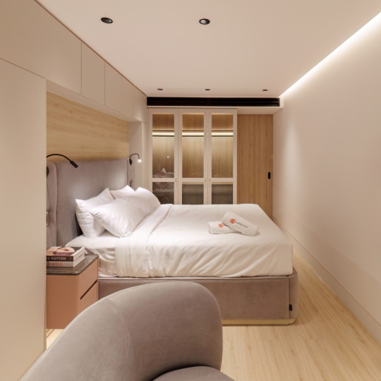 A HOUSE SAIGON: Hue-mini Suite One-Bedroom [LAYOUT 2]