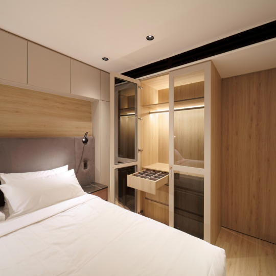A HOUSE SAIGON: Hue-mini Suite One-Bedroom [LAYOUT 2]