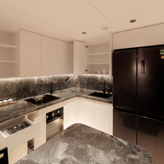 A HOUSE SAIGON: Saigon Executive Suite One-Bedroom [LAYOUT 3]